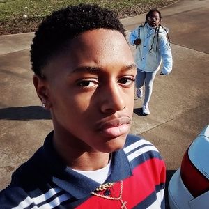 Meet your Posher, Warren